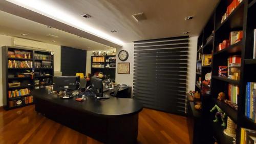 Escritório / Biblioteca